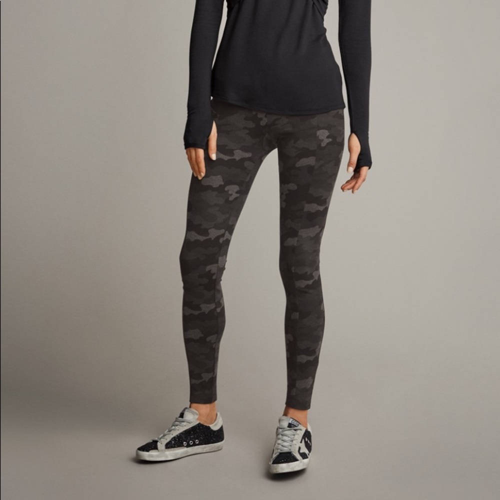 Cabi thick camo leggings